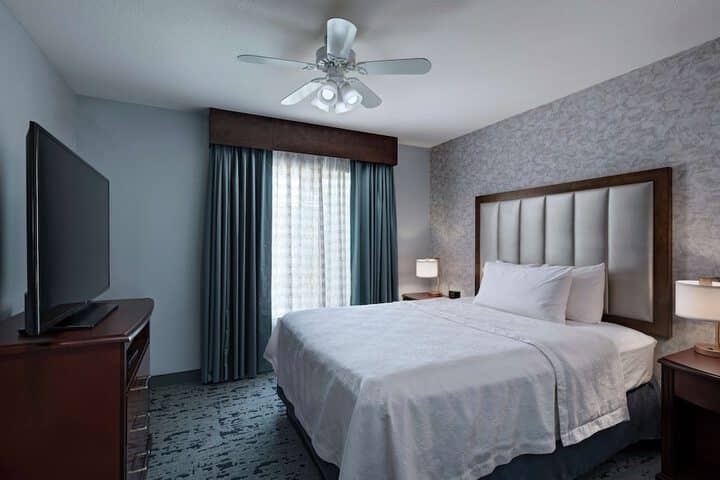 Room 7 of 46