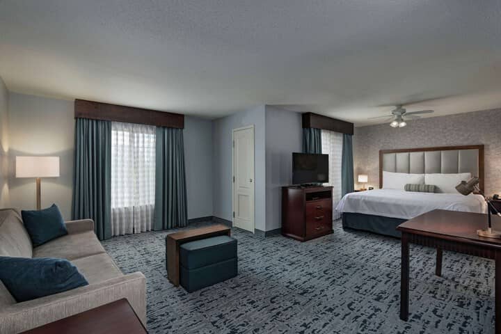 Room 6 of 46
